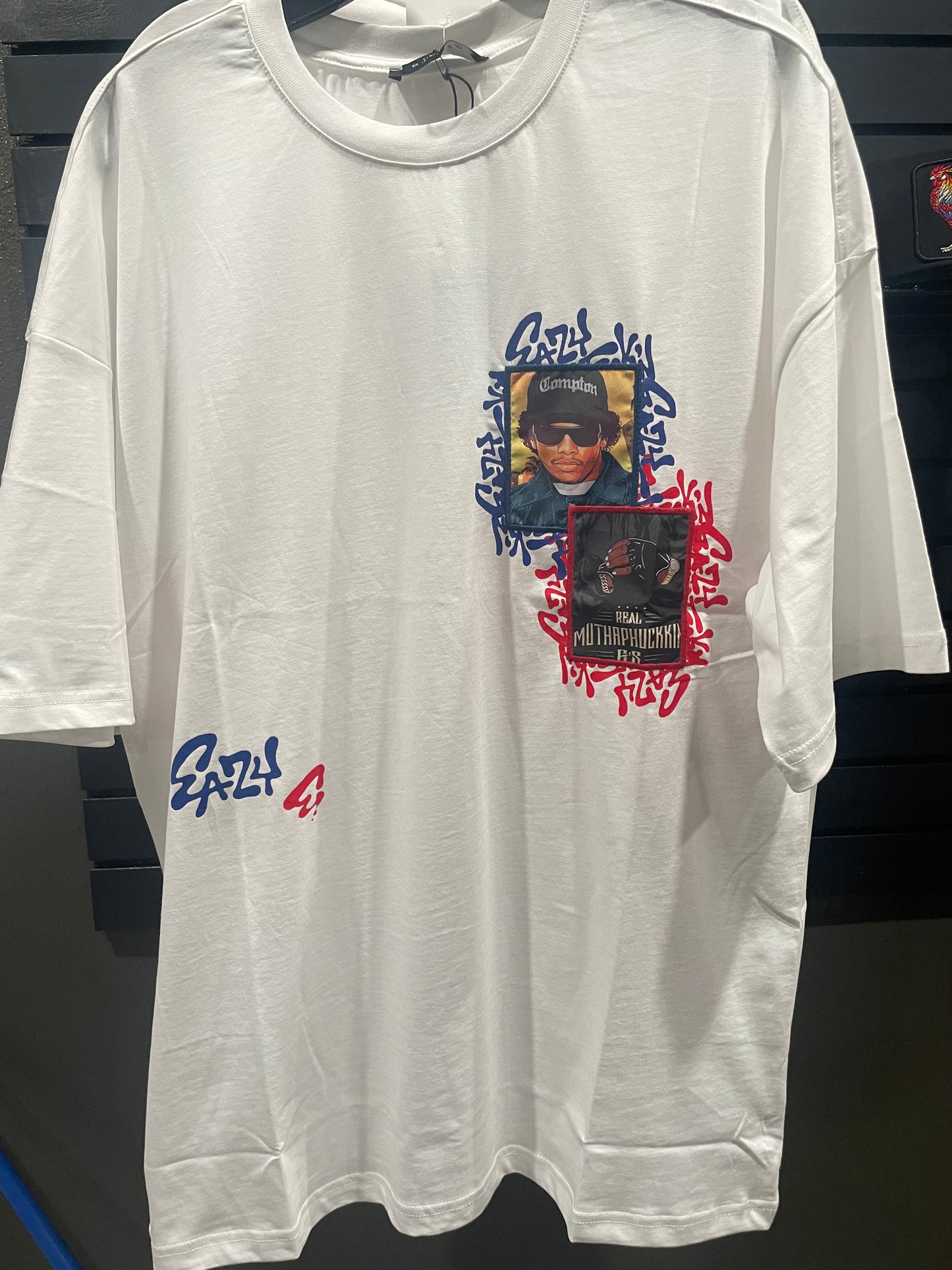Oversized Eazy tee