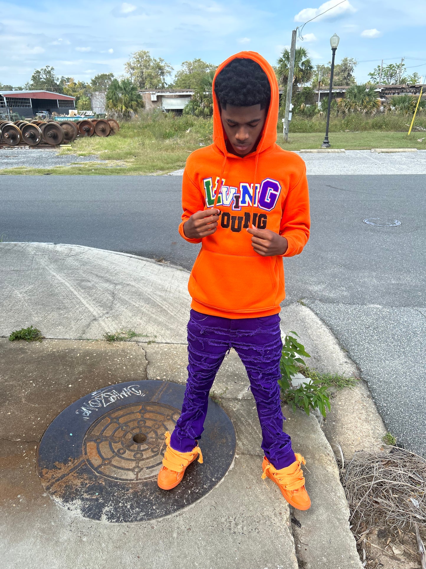 Living Young Hoodie Orange